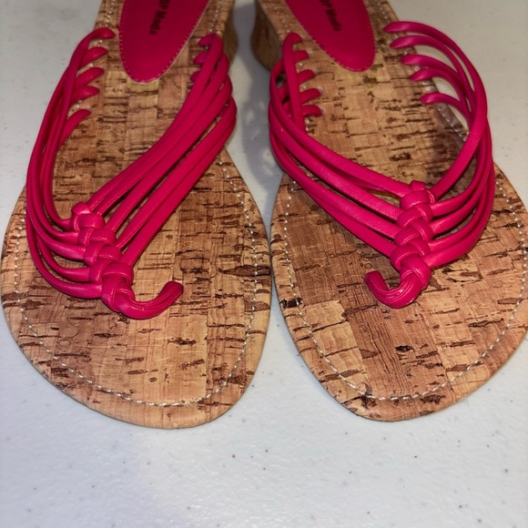 TOP Moda Pink Sandals with Multi-Strap Design - Picture 2 of 5